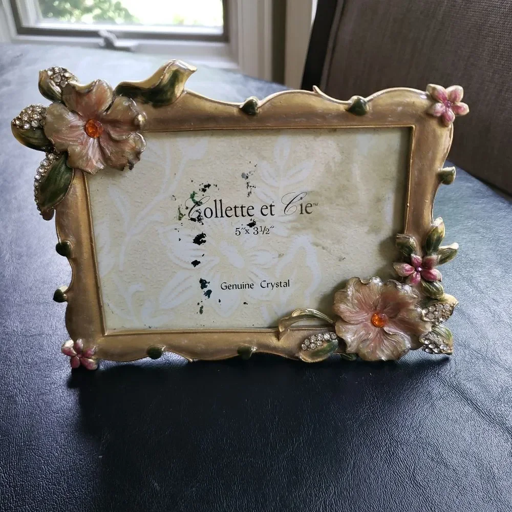 Collette et cie Enamed Metal Picture Frame